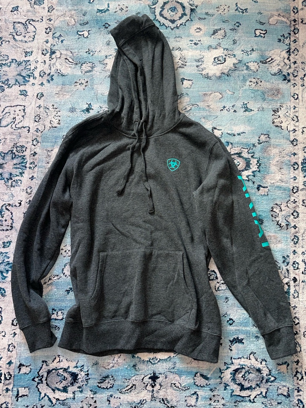 NWOT Women’s Ariat Logo Hoodie Size Large Grey Sweatshirt w/ Turquoise Design
